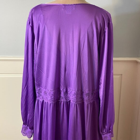 Shadowline Silhouette Lace Bodice Long NightGown & Robe Set Plus Size 2X - Picture 10 of 12